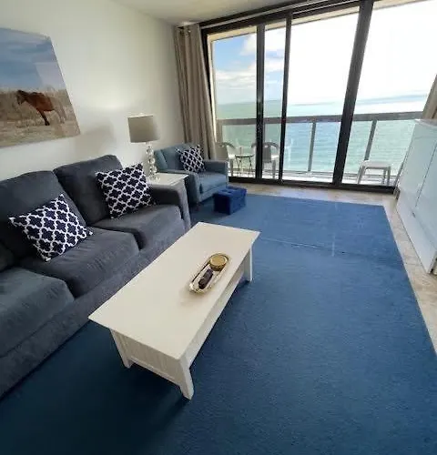 Beachfront With Balcony Washer & Dryer Pools & Gym Appartement