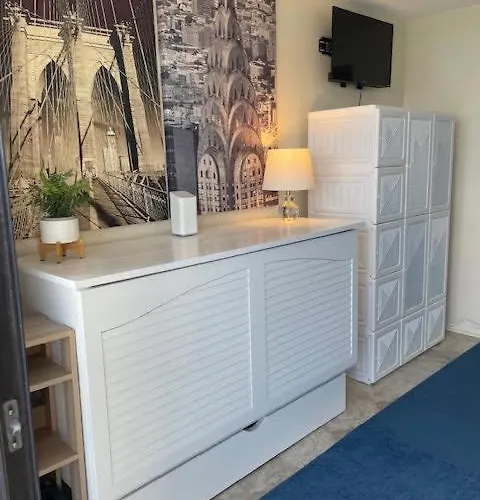 Beachfront With Balcony Washer & Dryer Pools & Gym * Ocean Stadt